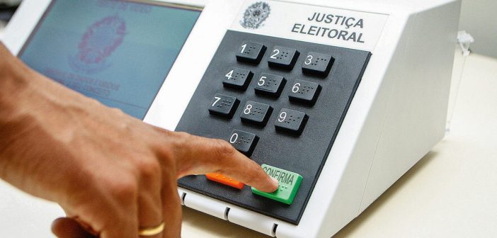 ELEIÇÕES 2026: APURAÇÃO DOS VOTOS É PAUSADA APÓS ZANIN PRORROGAR TEMPO DE VOTAÇÃO ATÉ ÀS 19H
